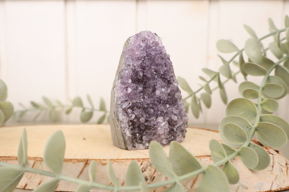 Amethist cluster 222 gram, derde aanzicht