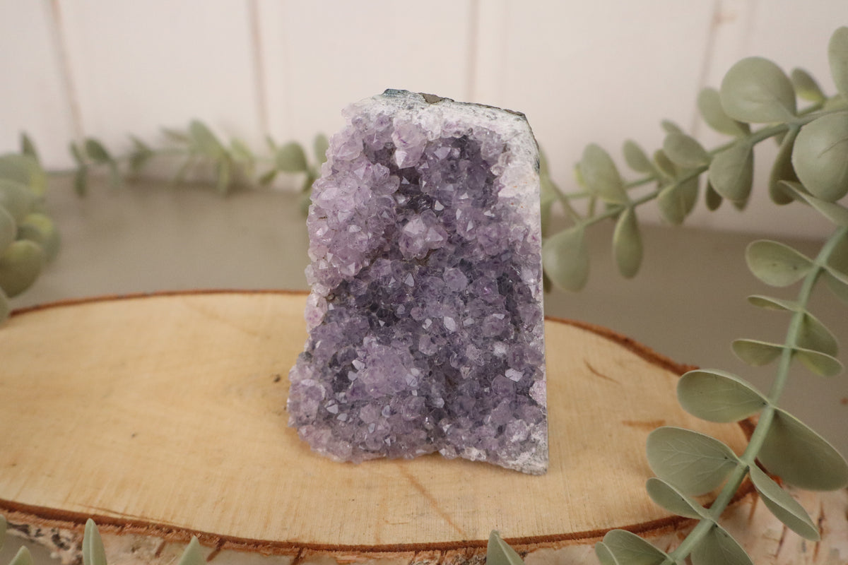 Amethist cluster 259 gram, vierde aanzicht