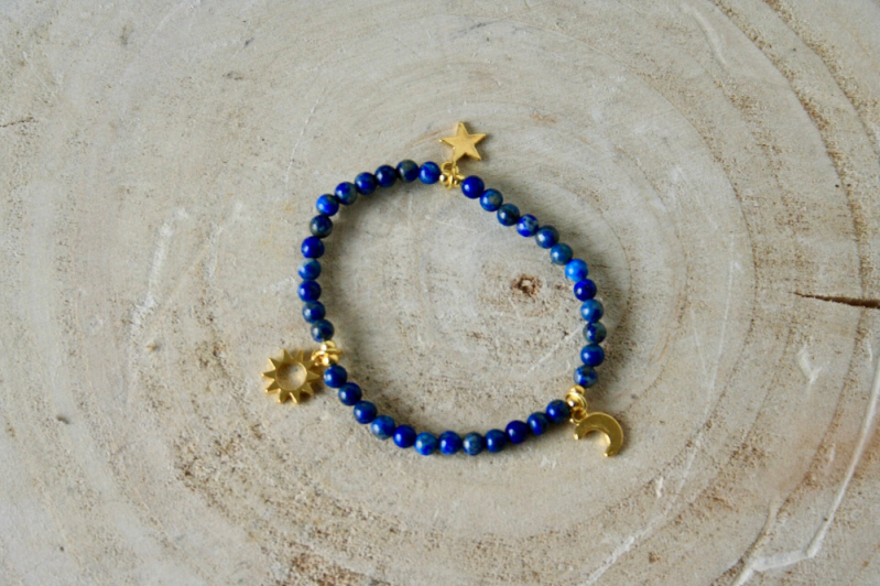 Armband Lapis Lazuli met zon, maan & ster – 6mm kralen