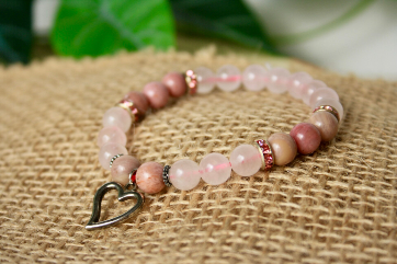Armband - Rozenkwarts /Rhodochrosiet - Hartjesbedel