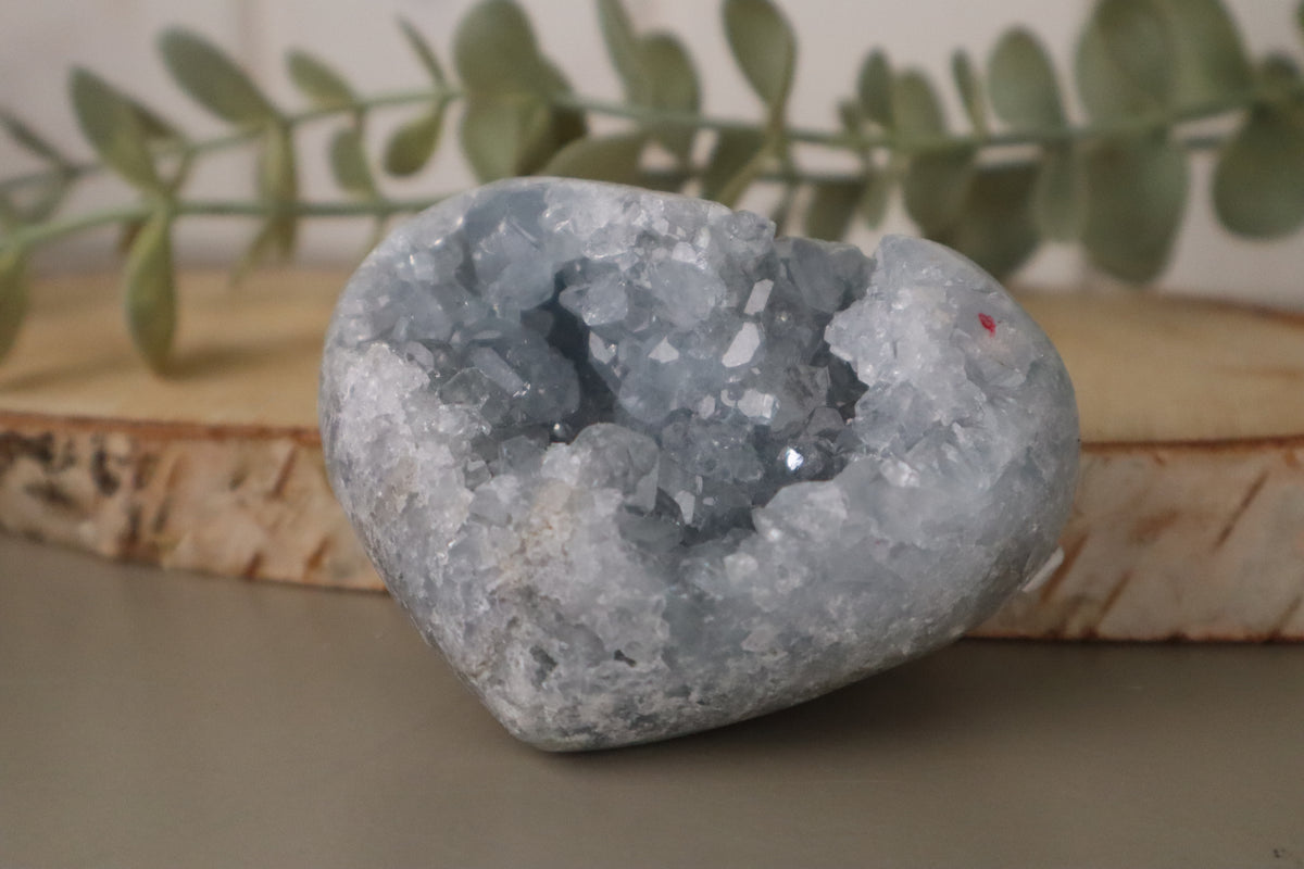 Celestien hart 314 gram, derde aanzicht
