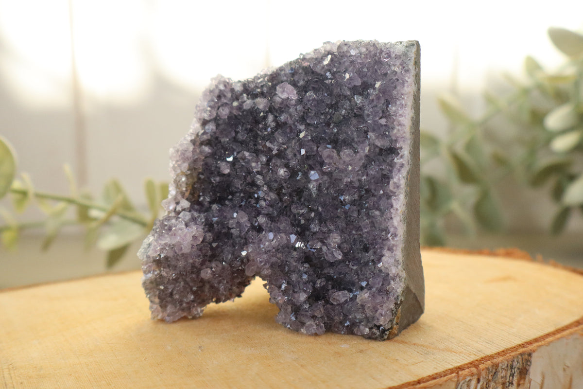 Amethist cluster 229 gram, vierde aanzicht