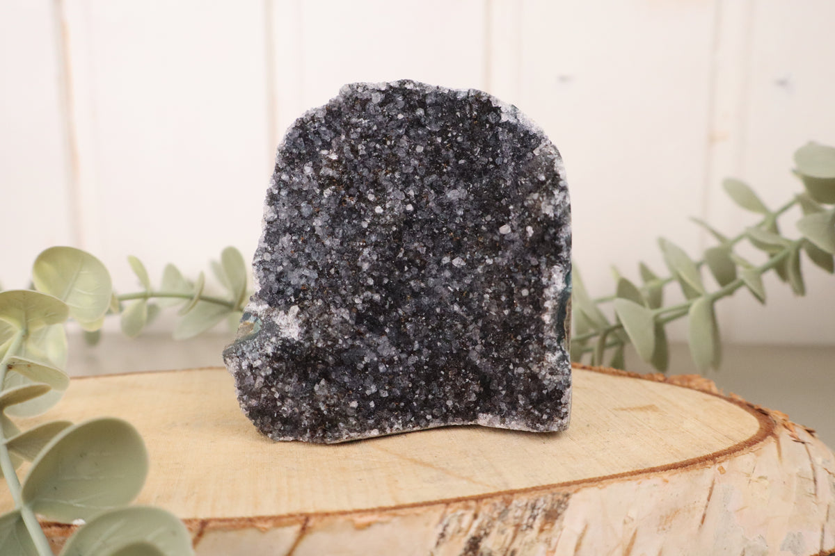 Ruwe amethist cluster van 237 gram, 8 x 7,5 cm