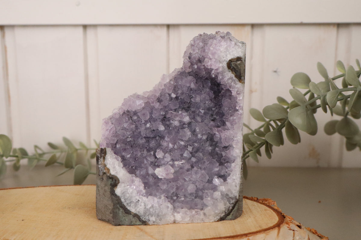 Grote ruwe amethist cluster van 734 gram, 11 x 9 cm