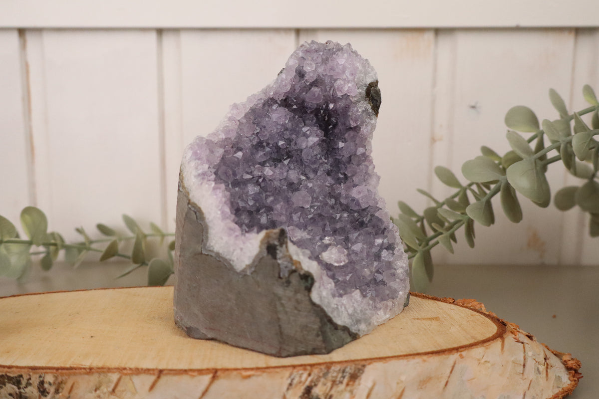Amethist cluster 734 gram, tweede aanzicht