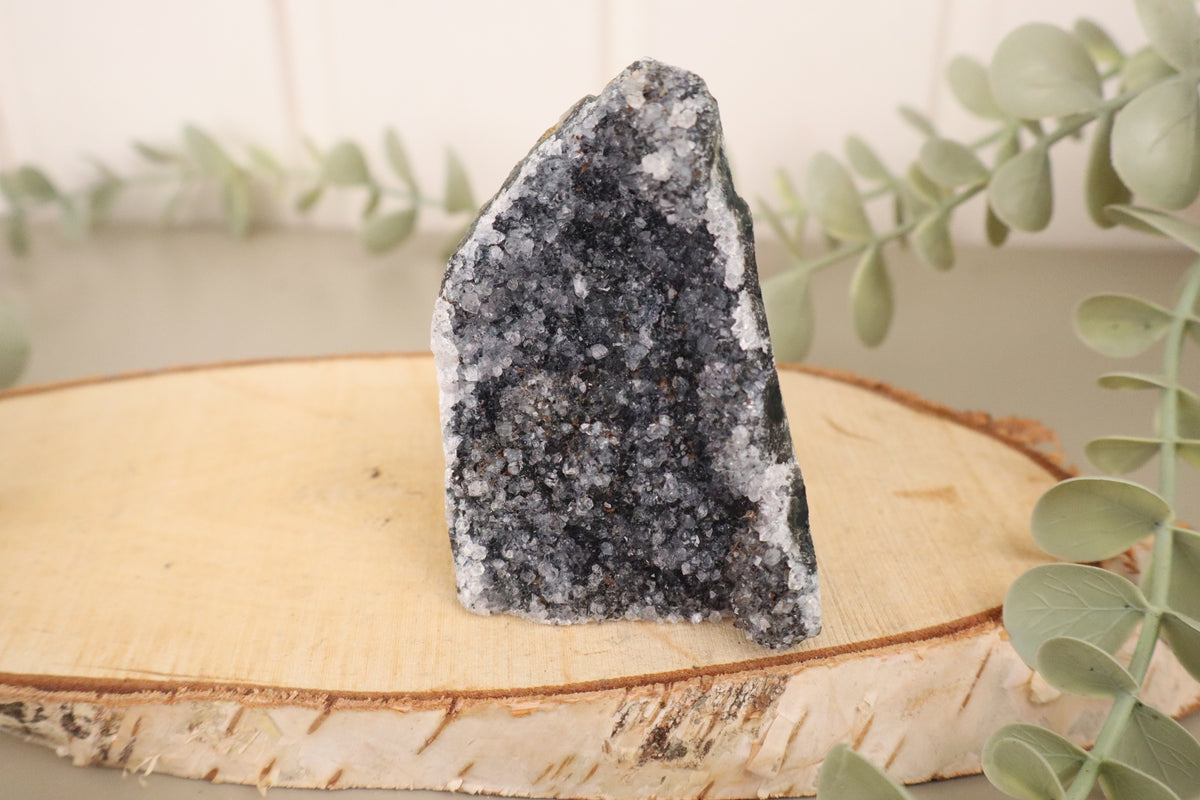 Amethist cluster 198 gram, vierde aanzicht