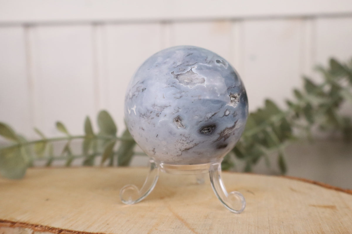 Blauwe chalcedoon bol (5,5 cm), tweede aanzicht