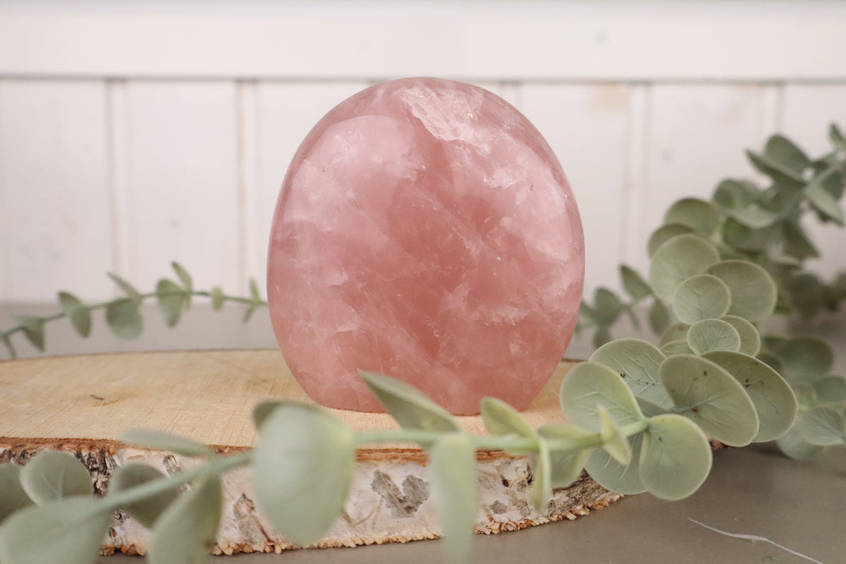 Kleine roze rozenkwarts staander van 8 cm en 340 gram