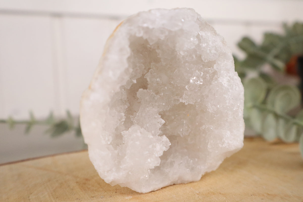 Bergkristal geode 119 gram, vierde aanzicht