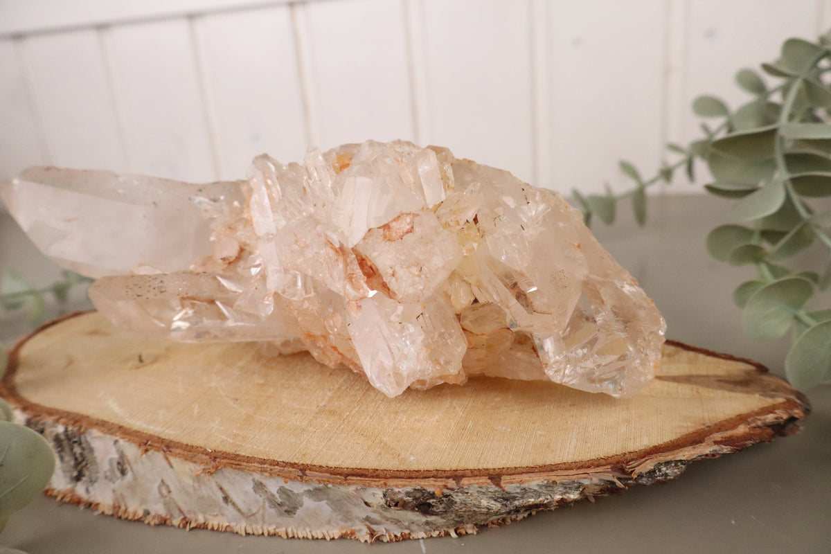 Bergkristal cluster 740 gram, tweede aanzicht