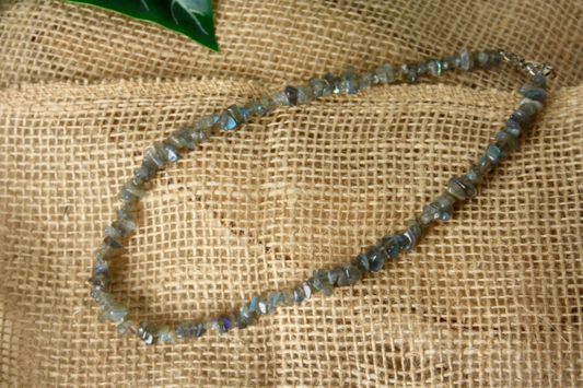 Splitketting van Labradoriet