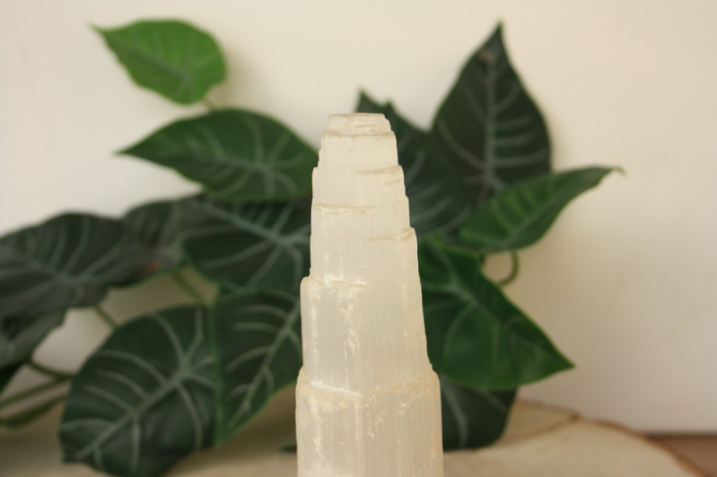 Seleniet Toren 'IJsberg' (15 cm)