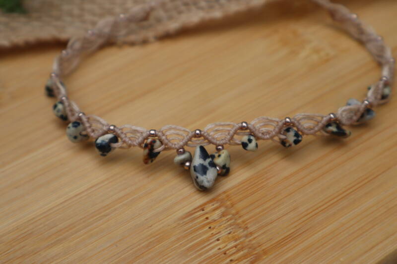 Handgemaaakte Macramé Ketting Dalmatiër Jaspis