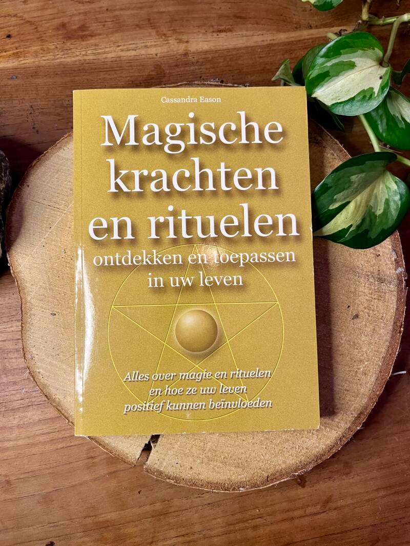 Magische krachten en rituelen - Cassandra Eason