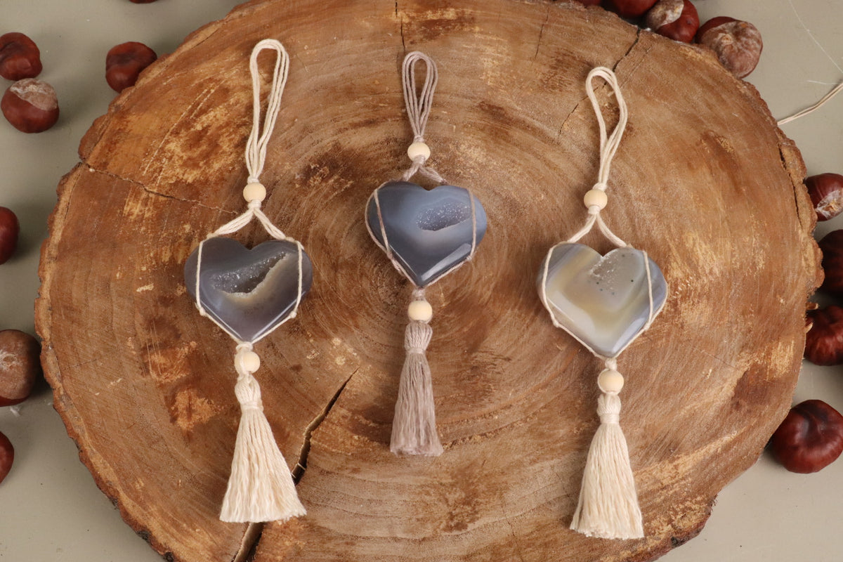 Raamhanger Innerlijke Rust – Agaat Geode Hart